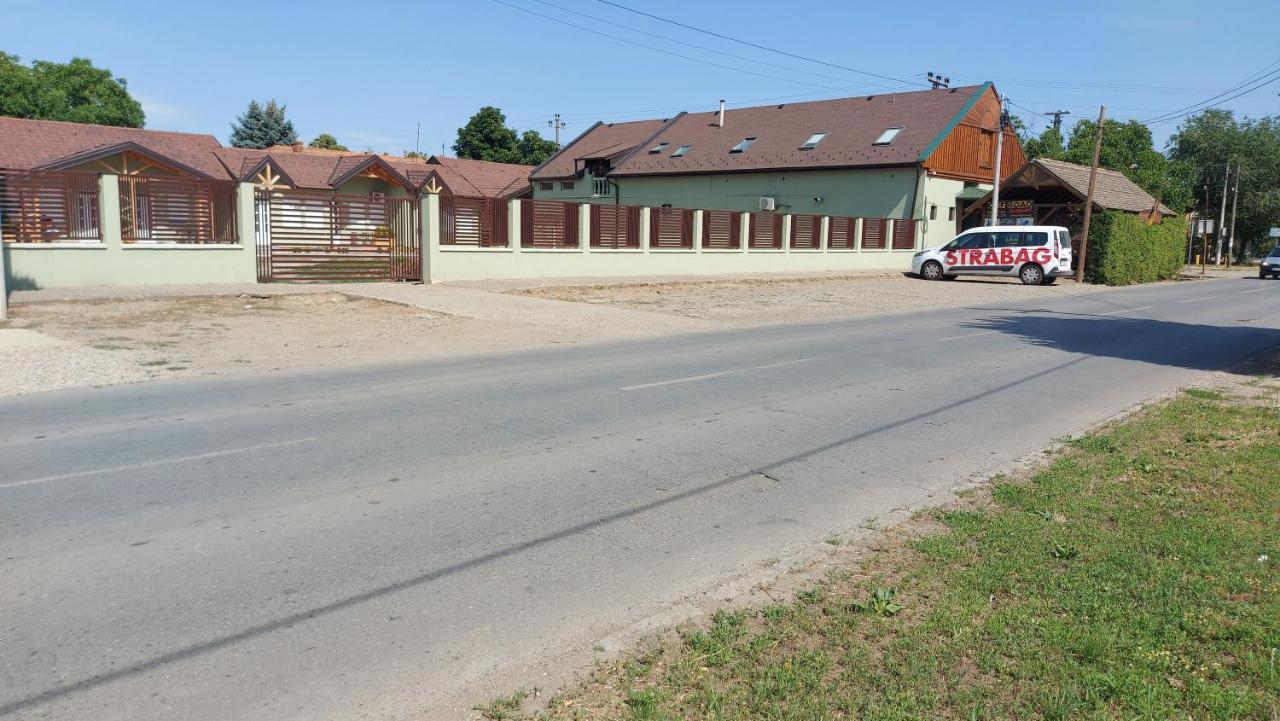 Zlatni Klas Zrenjanin Exterior photo