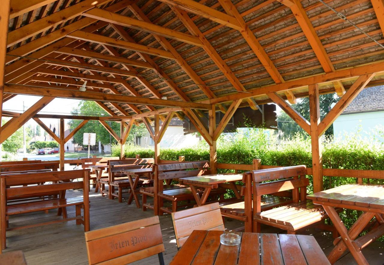 Zlatni Klas Zrenjanin Exterior photo